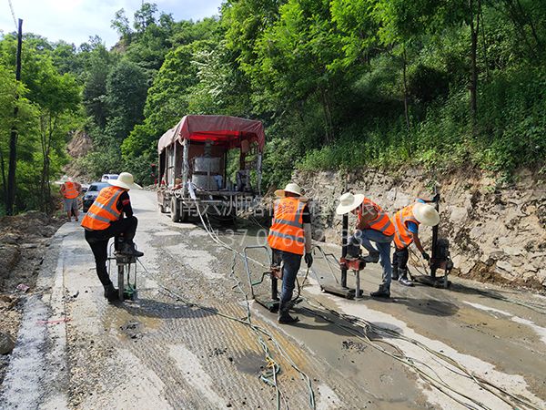 公路压浆工程